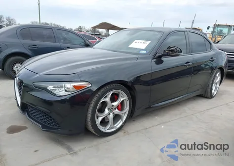 2019 Alfa Romeo Giulia Ti Sport Rwd z USA, uszkodzony, nr VIN ZARFAMBN8K7604225